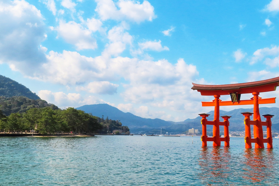 厳島神社の大鳥居